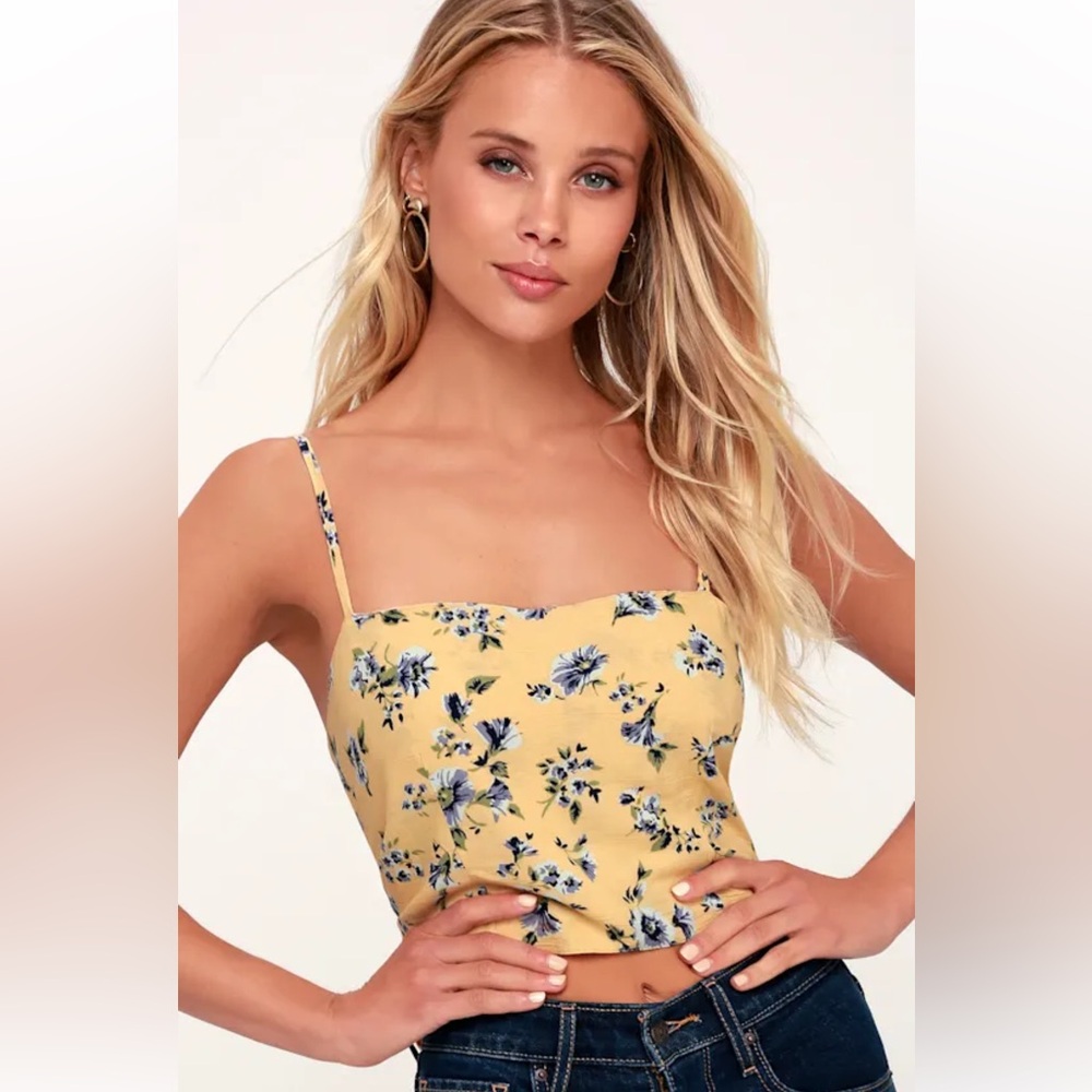 Amuse Society Only You Yellow Floral Print Tying Crop Top
